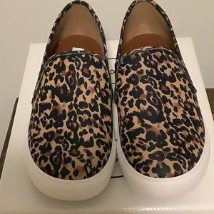 NIB STEVE MADDEN LEOPARD SNEAKERS